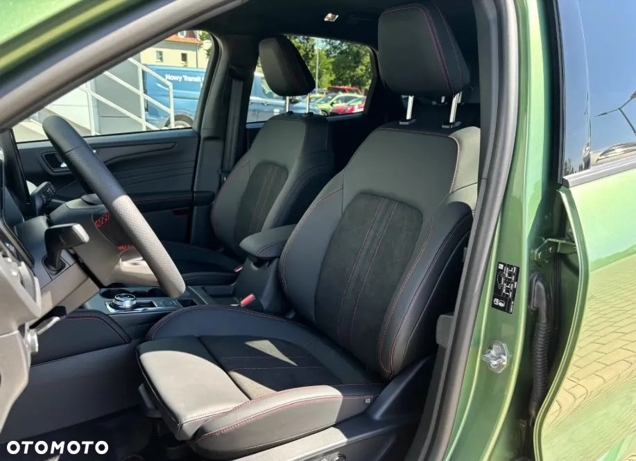 Ford Kuga 2.5 FHEV AWD ST-Line eCVT - 11