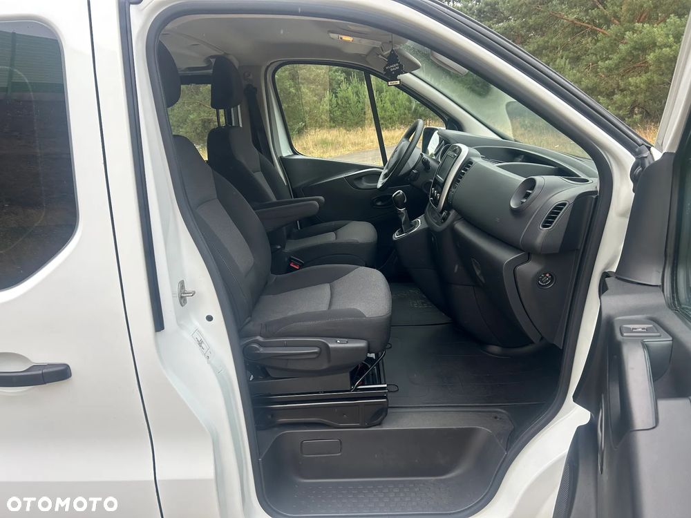 Renault TRAFIC - 10