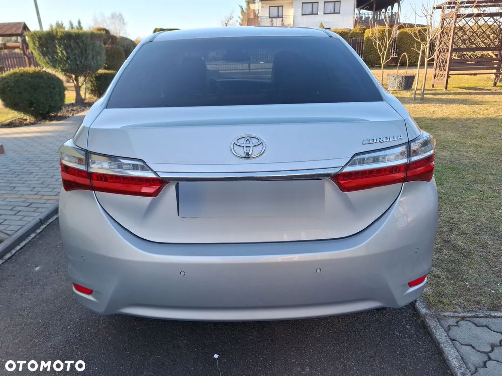 Toyota Corolla 1.6 Active EU6 - 3