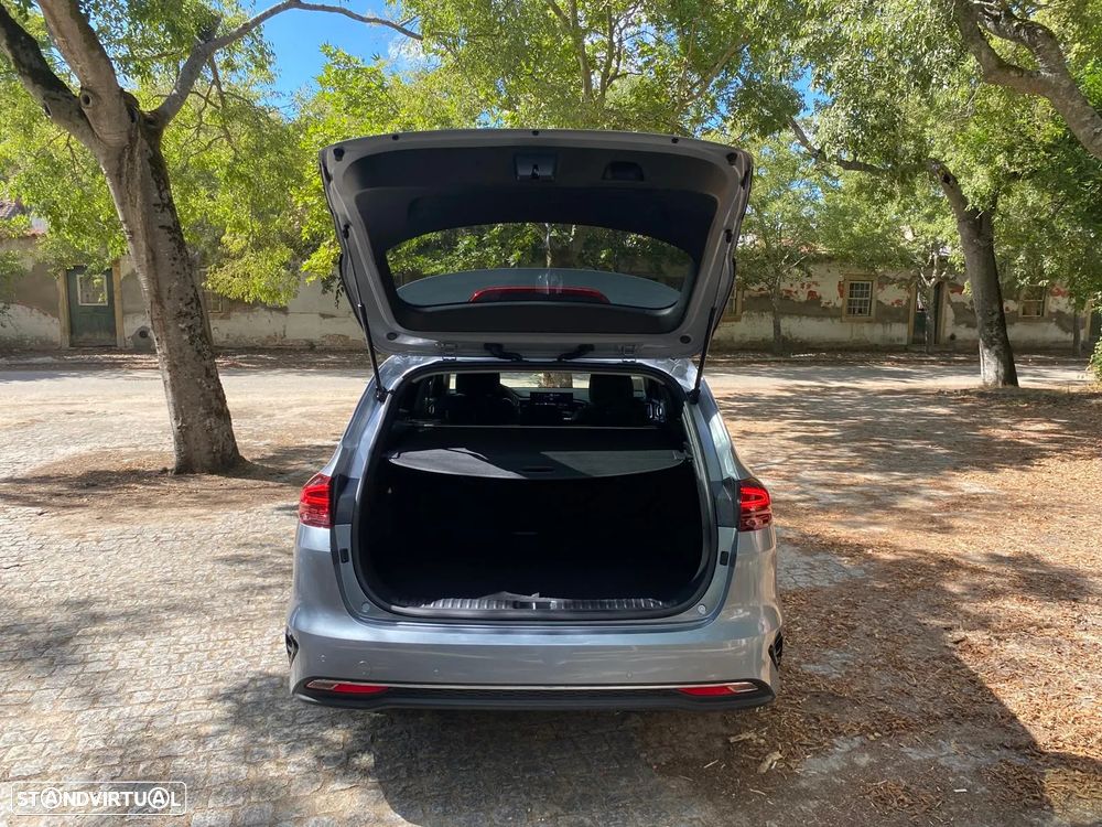 Kia Ceed SW - 42