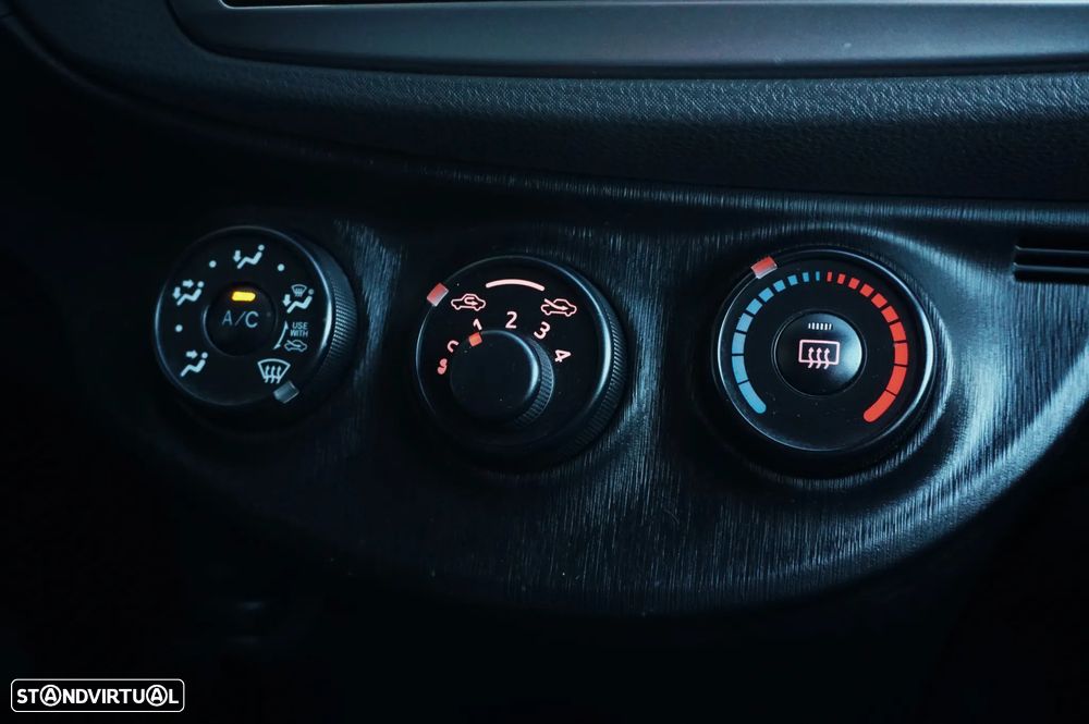 Toyota Yaris 1.0 VVT-i Comfort+AC - 29