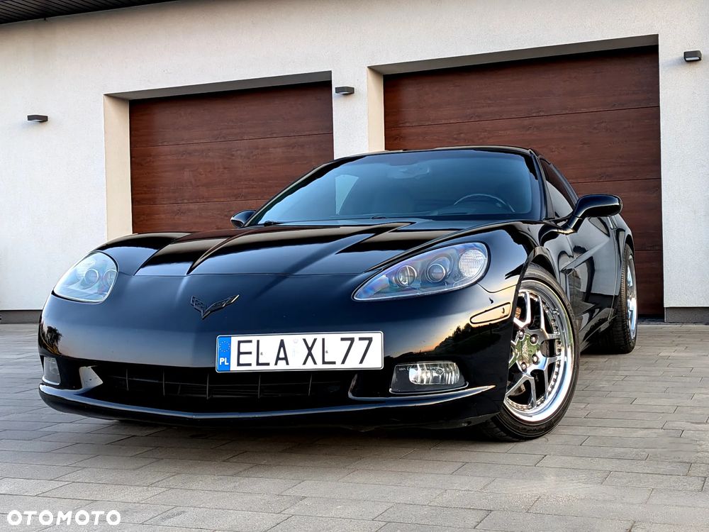 Chevrolet Corvette - 4