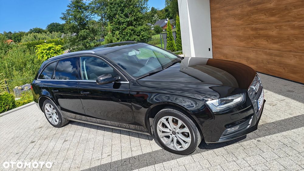 Audi A4 Avant 2.0 TDI DPF multitronic S line Sportpaket - 2