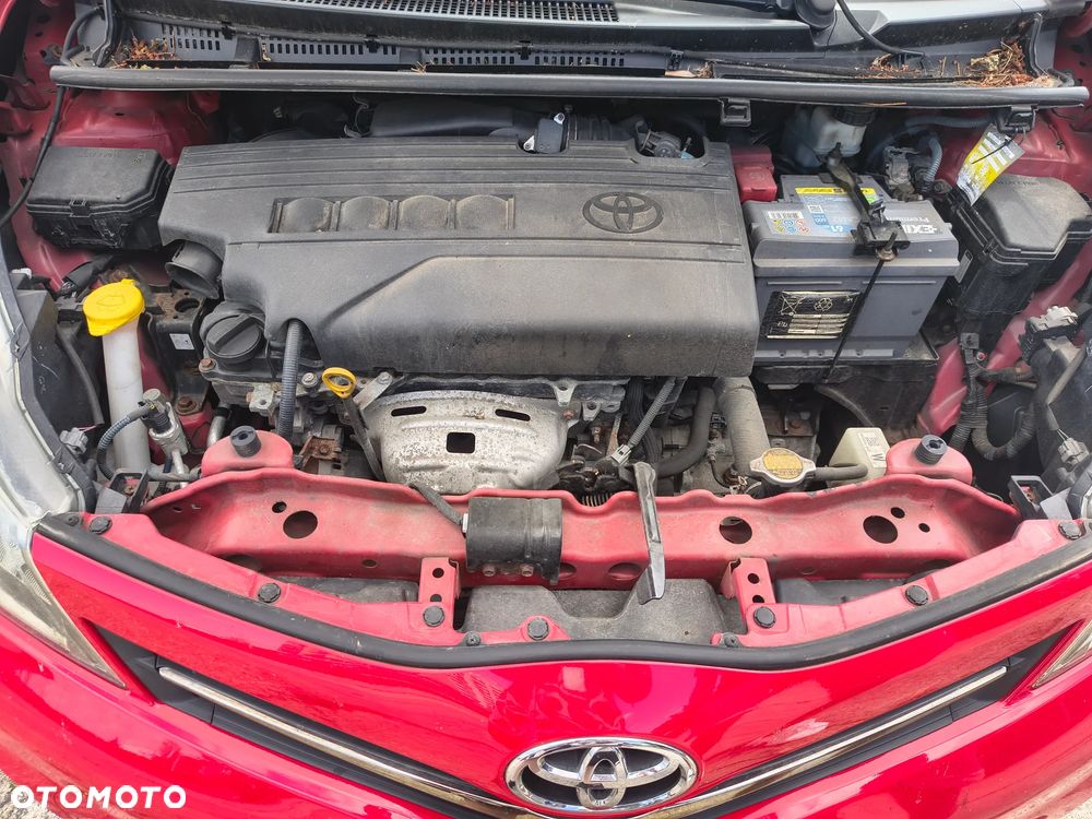 Toyota Yaris 1.33 Sol - 8