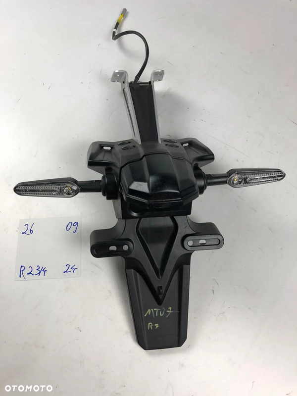 Yamaha MT-07 21- Mocowanie Tablicy Kierunkowskazy