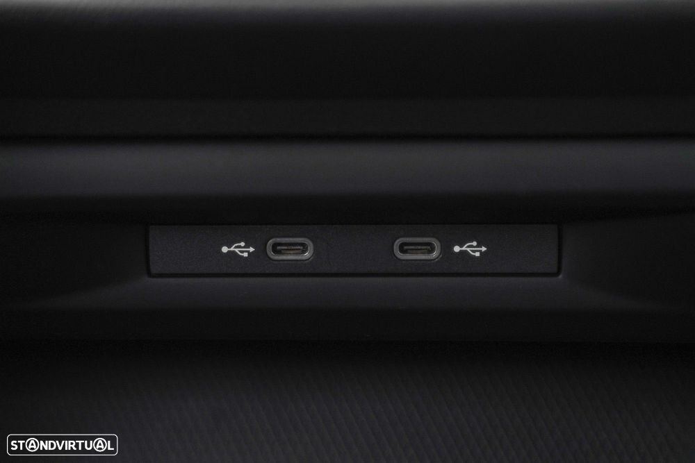 VW Golf 2.0 TDI Life DSG - 25