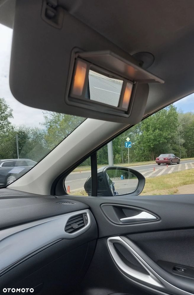 Opel Astra 1.2 T 2020 S&S - 19