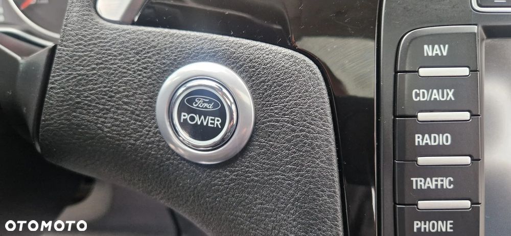 Ford S-Max - 22
