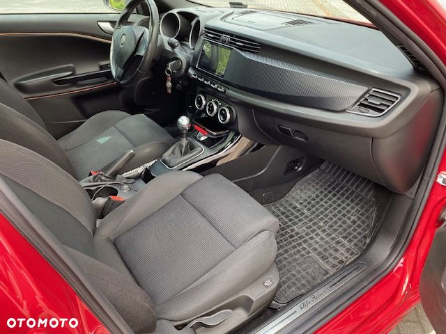 Alfa Romeo Giulietta 1.4 TB Distinctive - 22