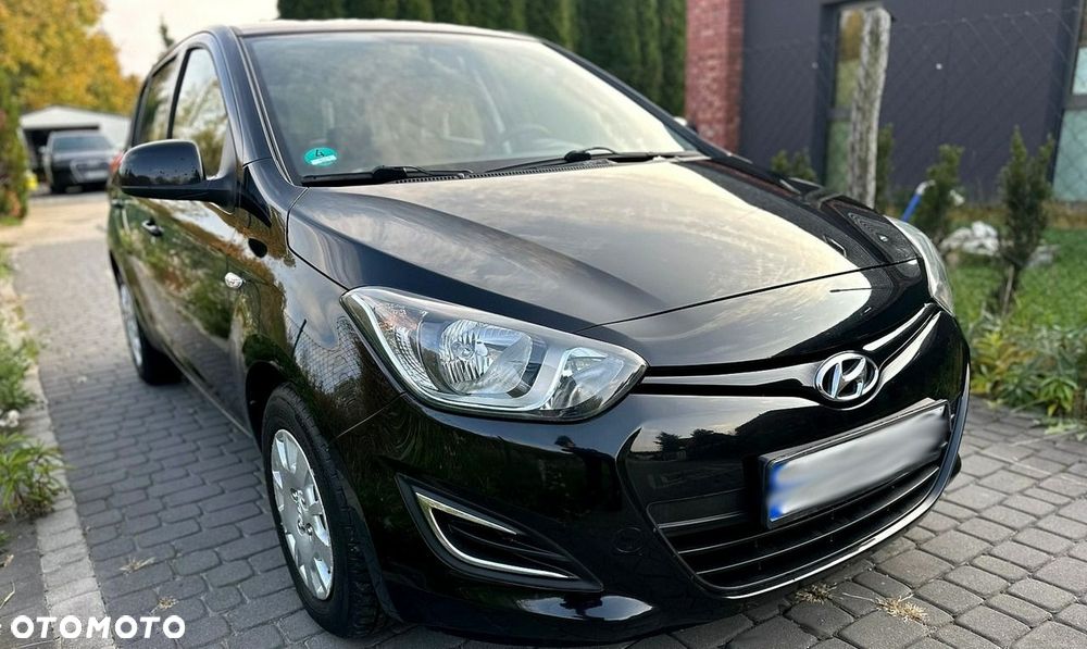 Hyundai i20 - 17