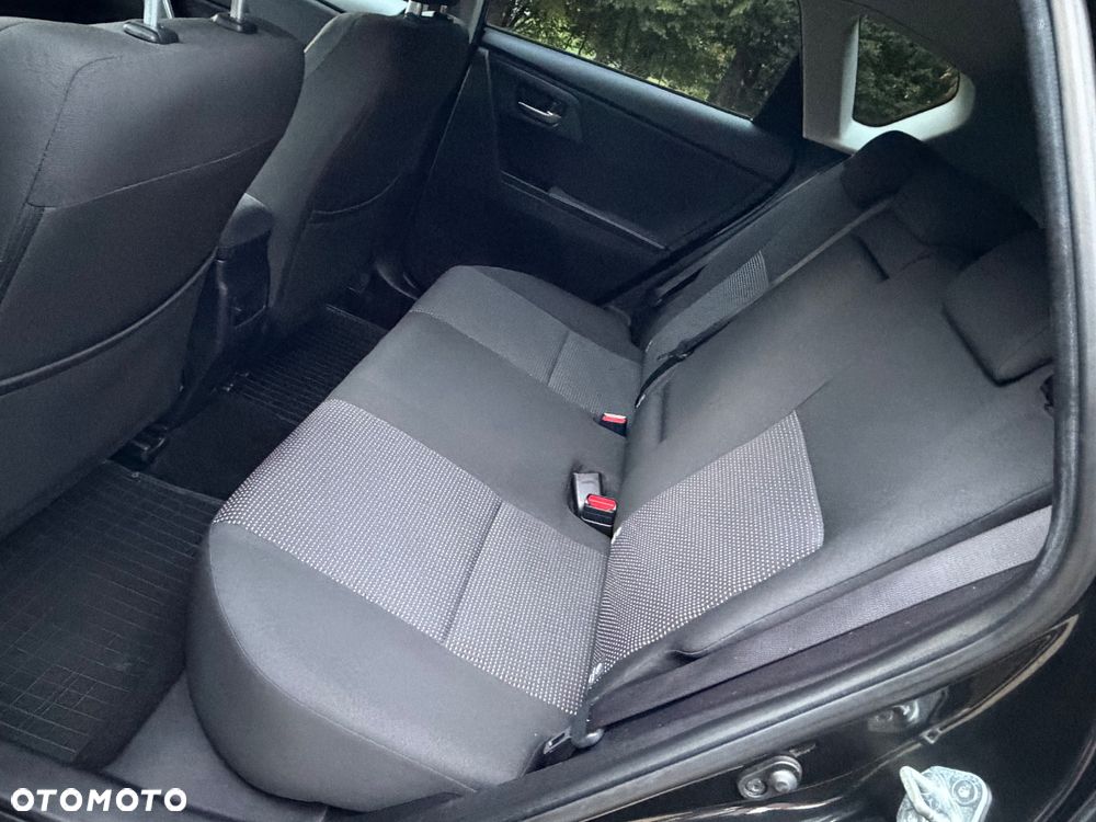 Toyota Auris 1.33 VVT-i Edition - 17
