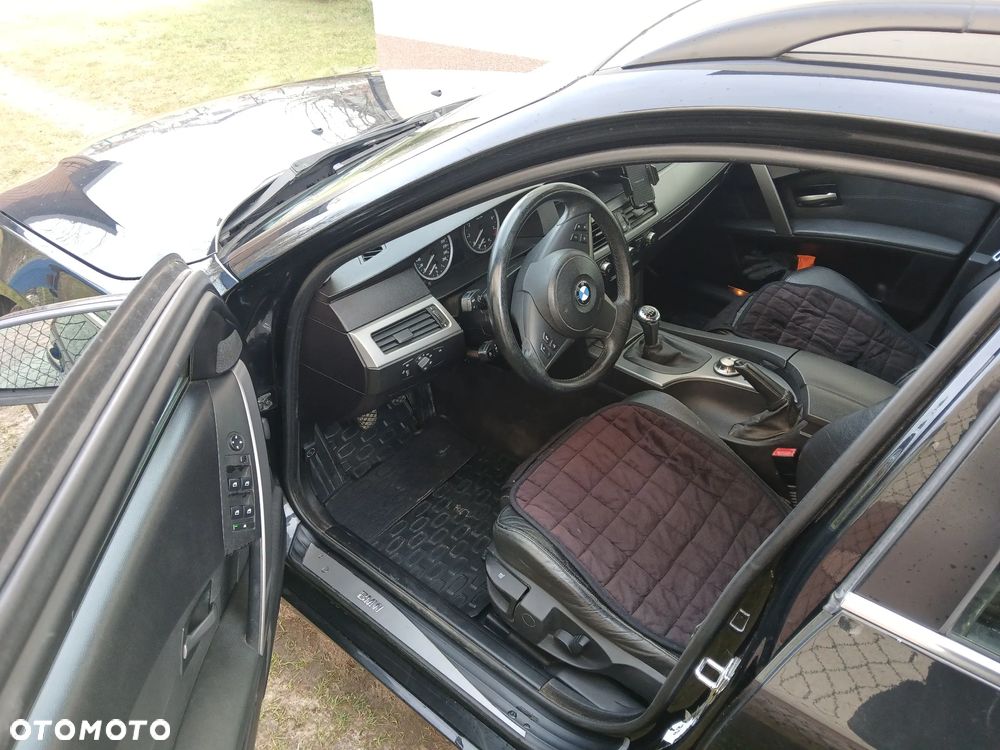 BMW Seria 5 530i - 25