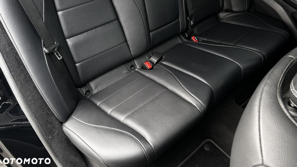 Mercedes-Benz GLE - 29