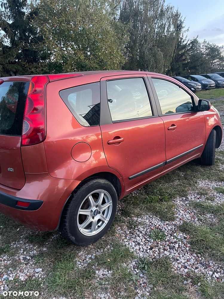 Nissan Note 2006 photo 4