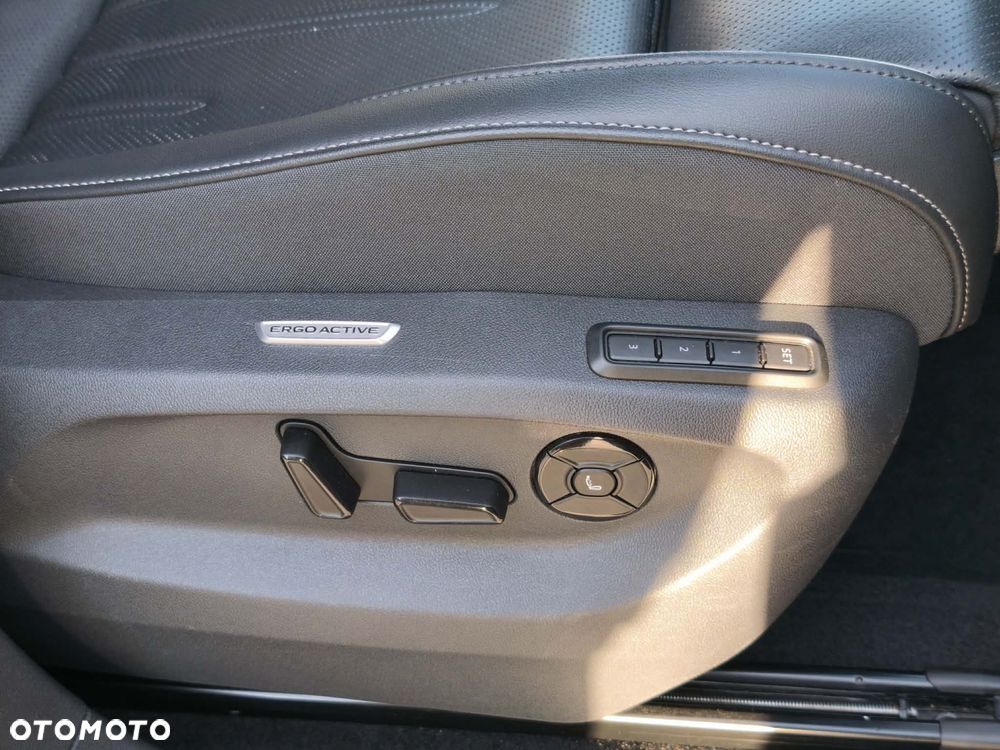 Volkswagen Tiguan 1.5 eHybrid PHEV 150kW Life DSG - 37