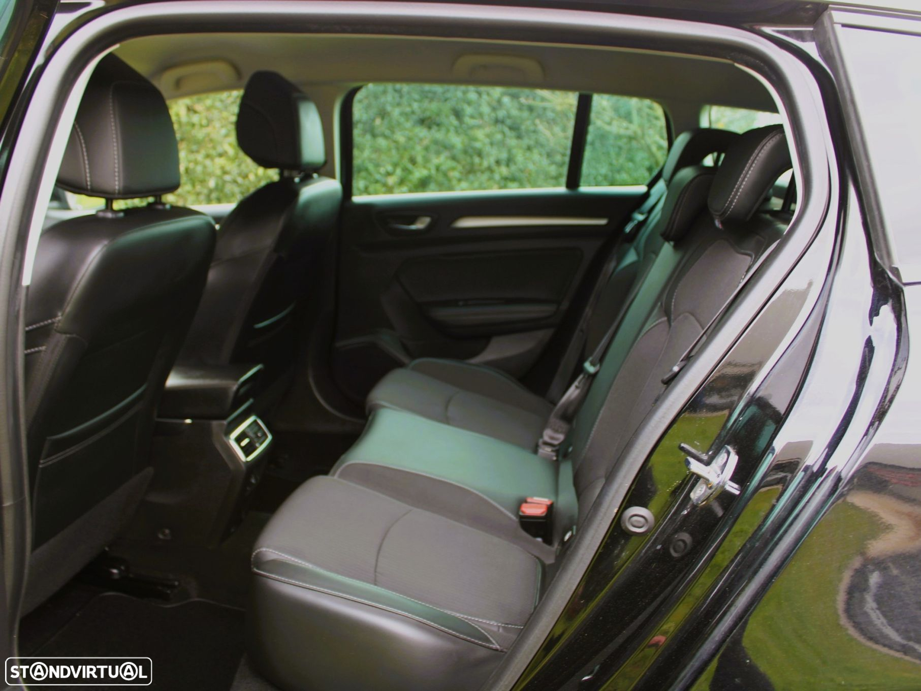 Renault Mégane Sport Tourer 1.6 E-Tech Plug-In Intens - 12