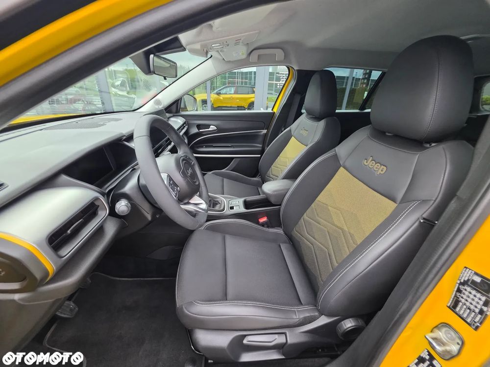 Jeep Avenger 1.2 GSE T3 Summit Winter Edition FWD - 27