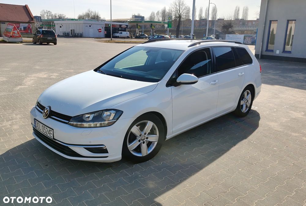 Volkswagen Golf 2.0 TDI (BlueMotion Technology) DSG Comfortline - 1