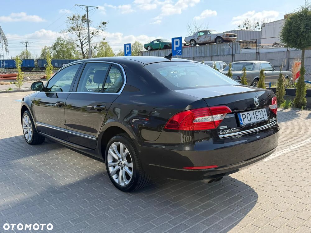 Skoda Superb 1.8 TSI Elegance DSG - 7