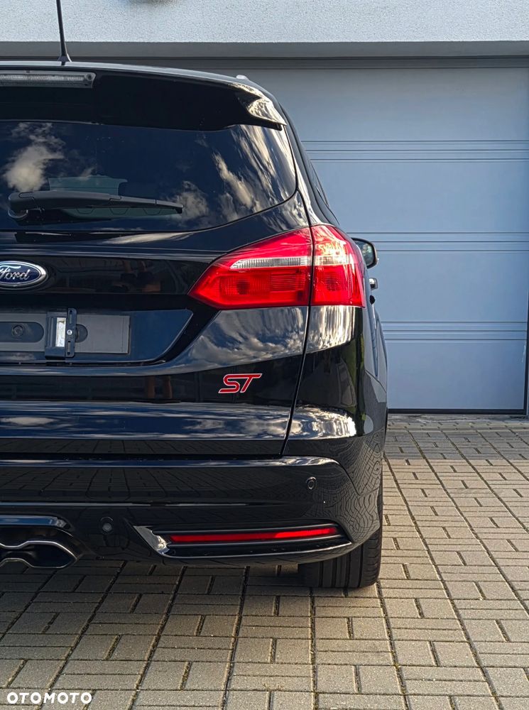 Ford Focus ST2 - 10