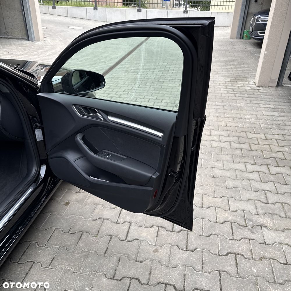 Audi A3 Sportback - 18