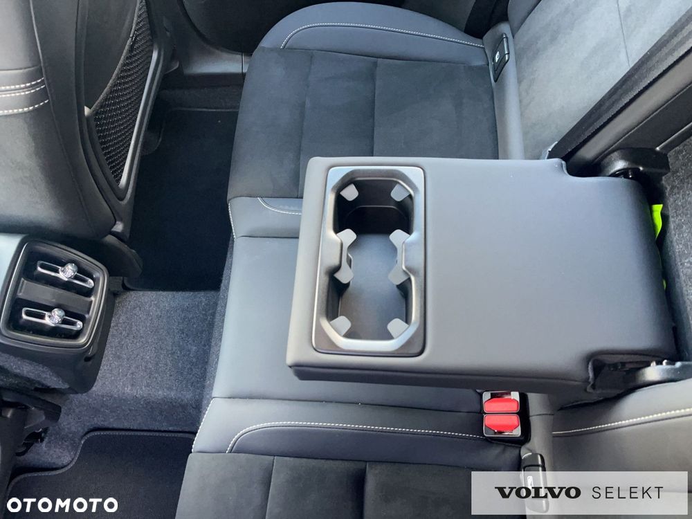 Volvo XC 40 - 22