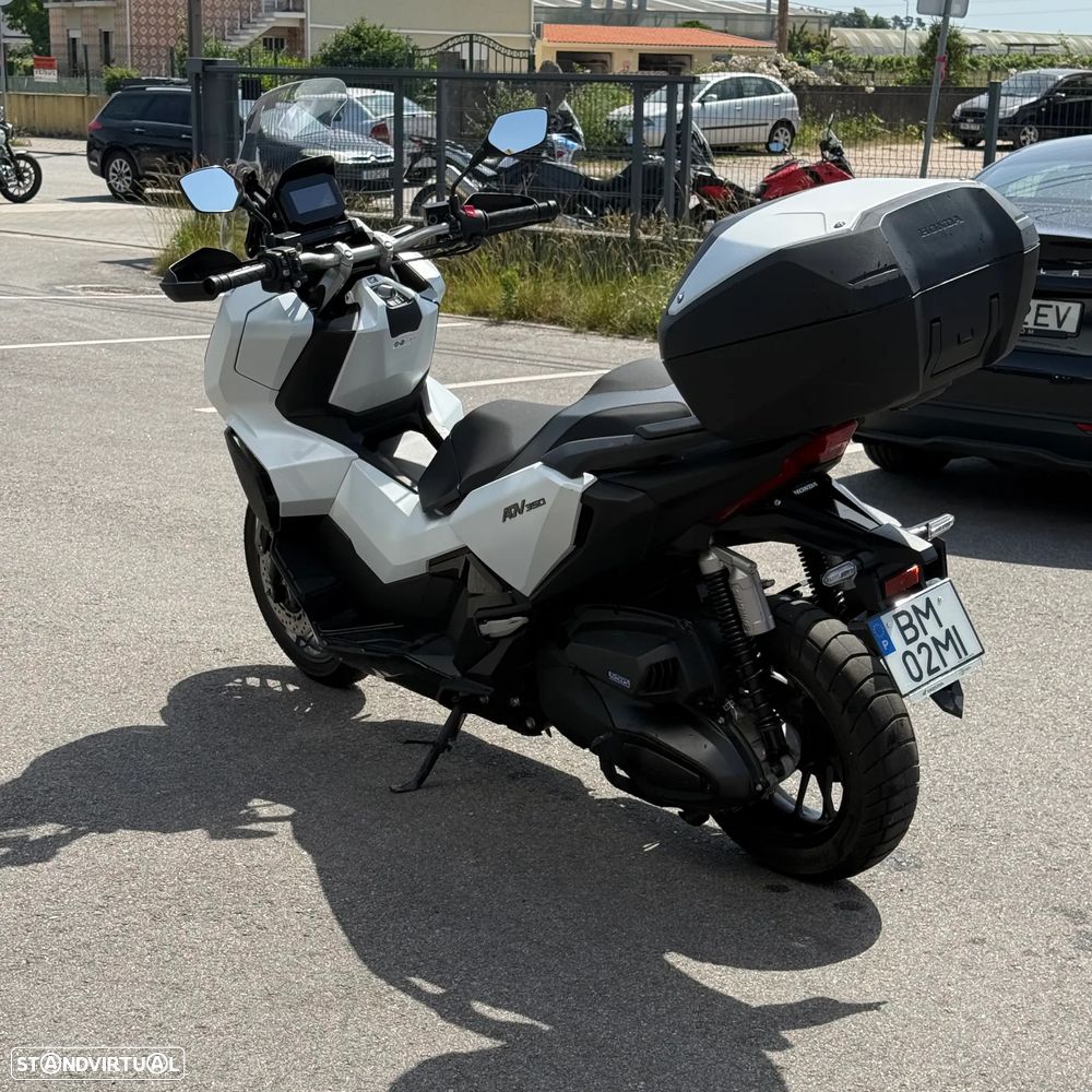Honda ADV - 4