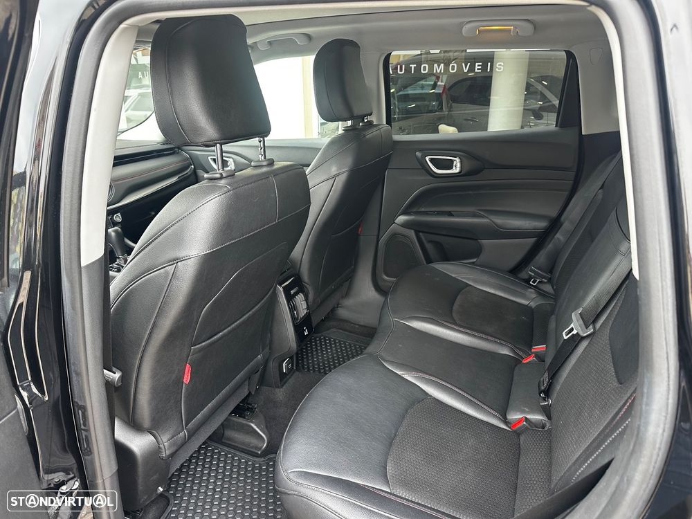 Jeep Compass 1.3 TG Trailhawk - 20