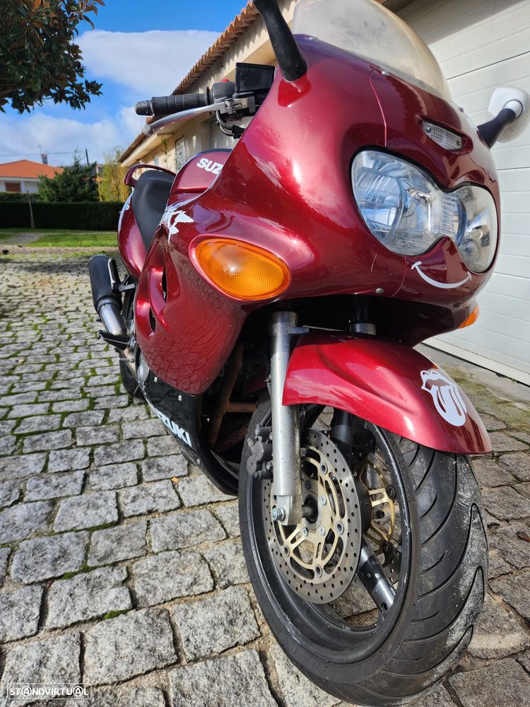 Suzuki GSX Gsxf 750 com 25 kw de livrete - 2