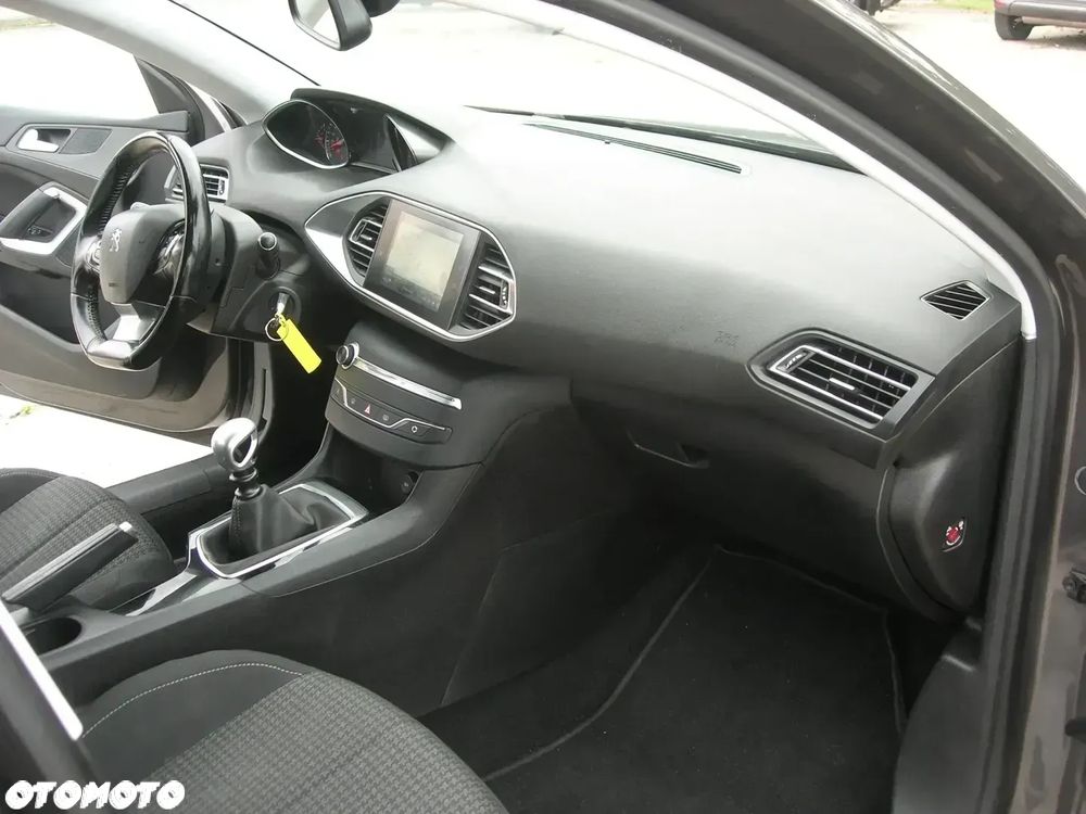 Peugeot 308 SW 1.6 BlueHDi Active S&S - 19