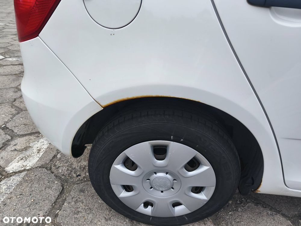 Skoda Fabia - 10