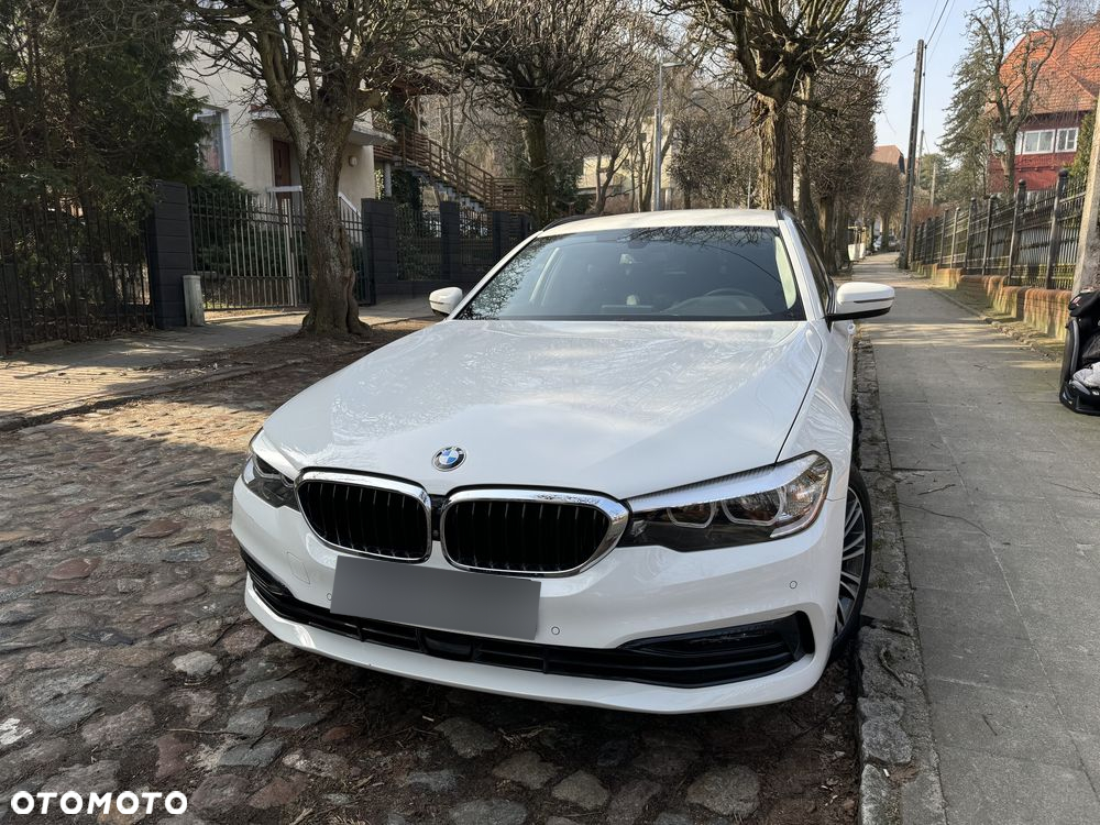 BMW Seria 5 520d xDrive Luxury Line - 3