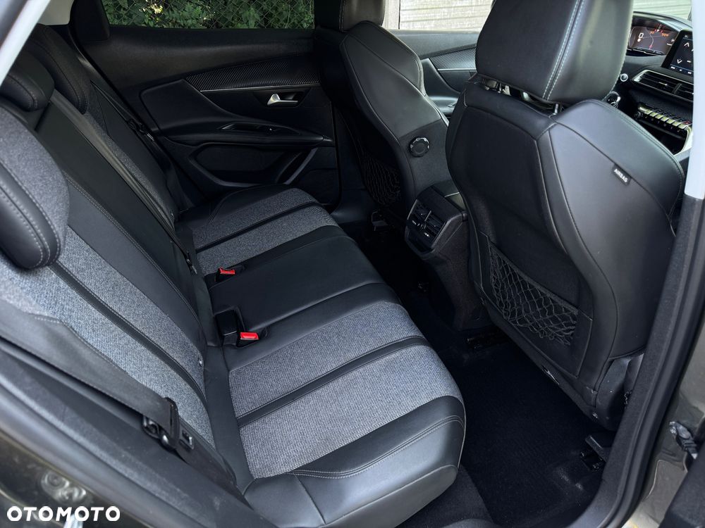 Peugeot 3008 BlueHDi 130 Stop & Start EAT8 Allure - 9