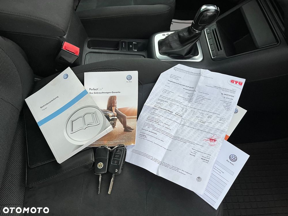 Volkswagen Tiguan - 22