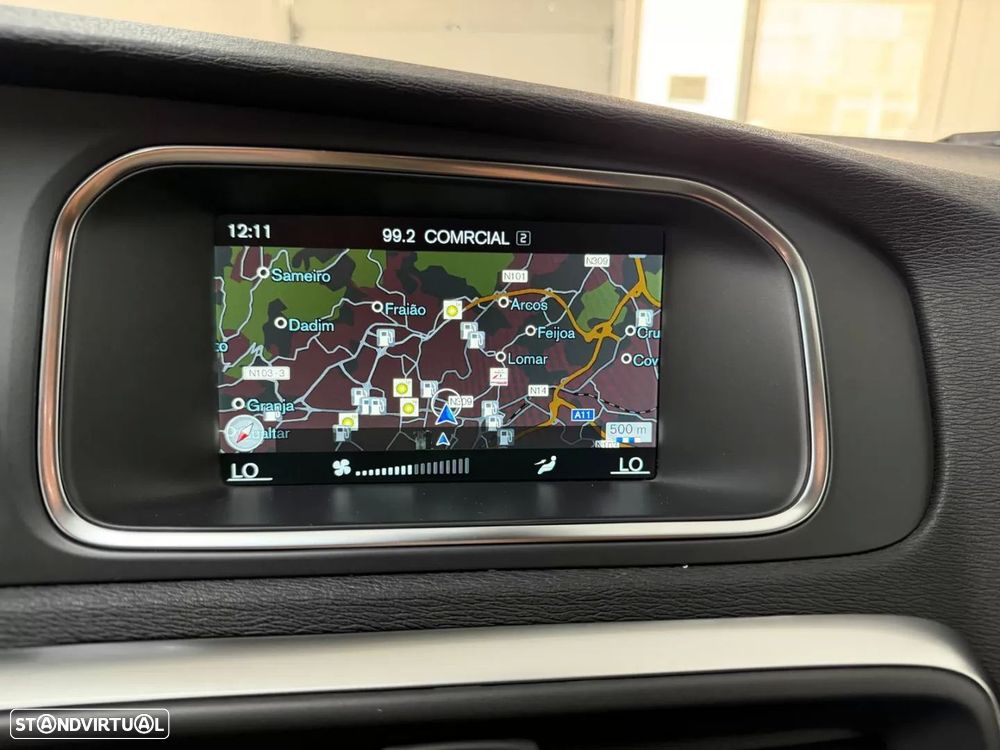 Volvo V40 D2 Momentum - 10