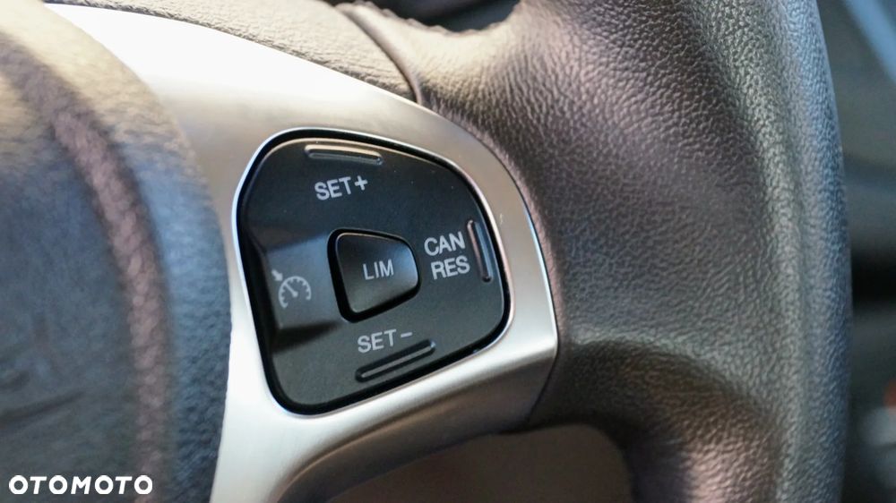 Ford Tourneo Courier 1.0 EcoBoost Trend - 23