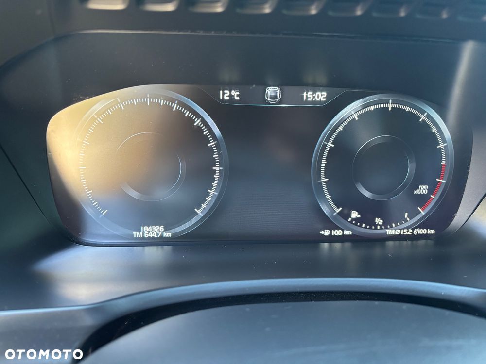 Volvo XC 90 T6 AWD R-Design 7os - 11
