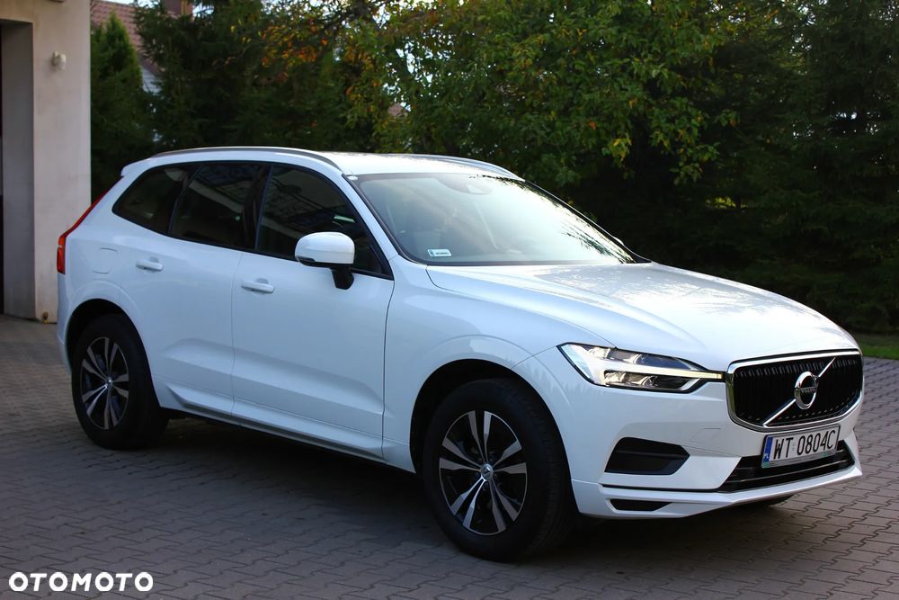 Volvo XC 60 D4 Momentum Pro - 21