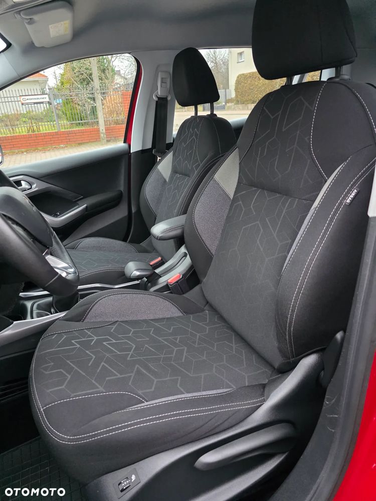 Peugeot 2008 PureTech 110 Style - 21