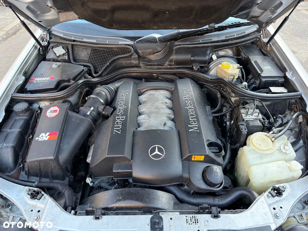 Mercedes-Benz Klasa E 430 T Avantgarde - 16