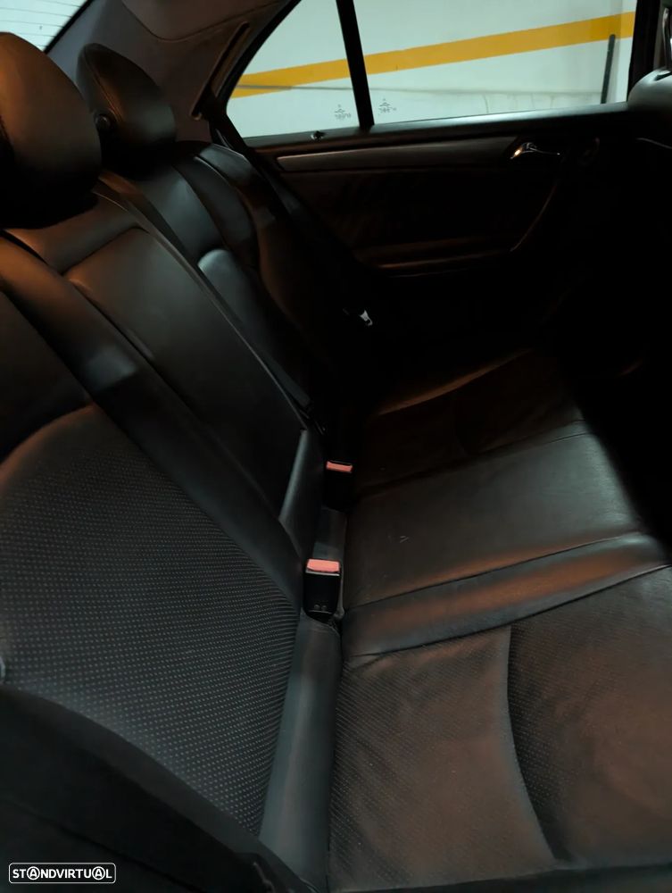 Mercedes-Benz C 220 - 7