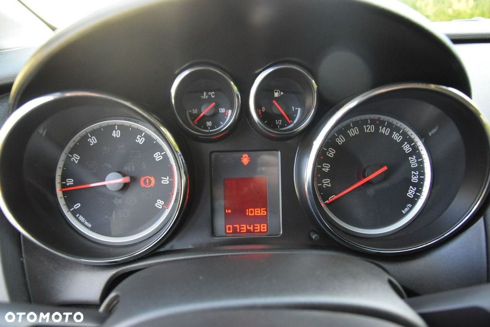 Opel Astra 1.6 Active EU6 - 31