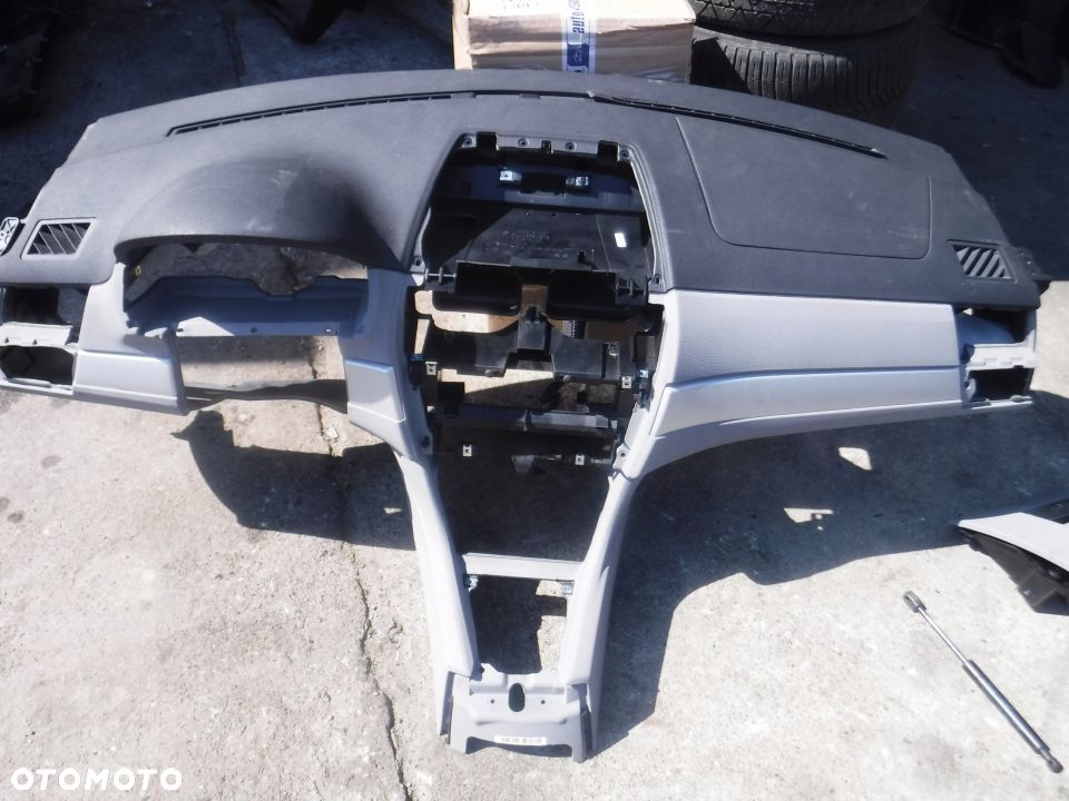 Bmw X3 E83 Lift deska konsola pulpit pod navi - 7