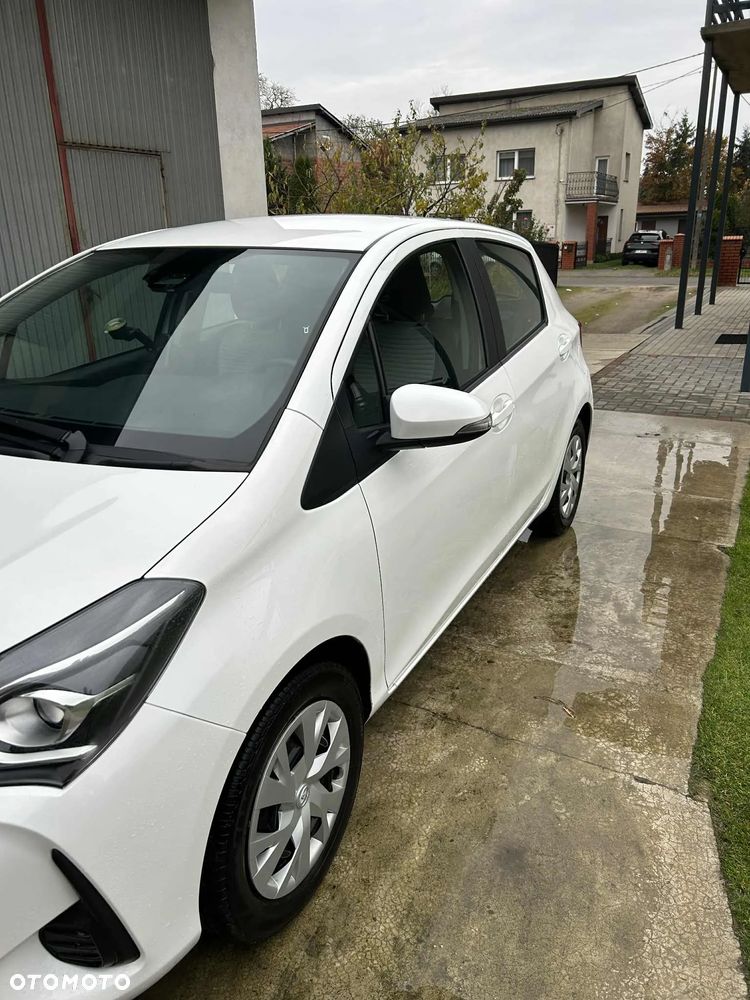 Toyota Yaris 1.0 Active - 5