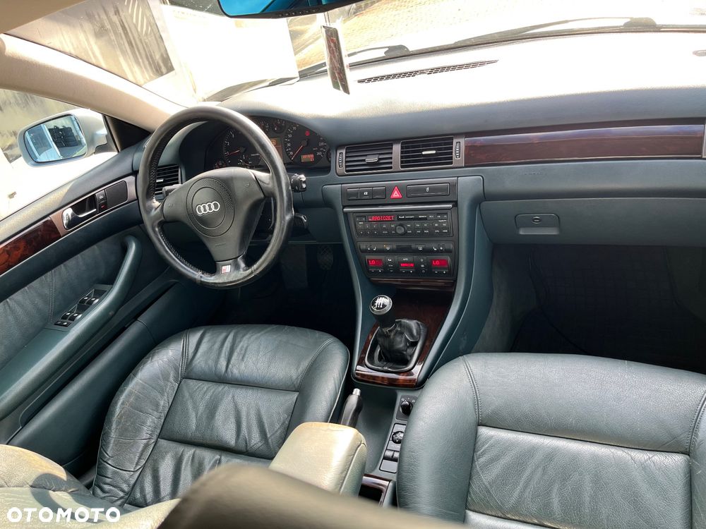 Audi A6 Limousine 2.8 - 8