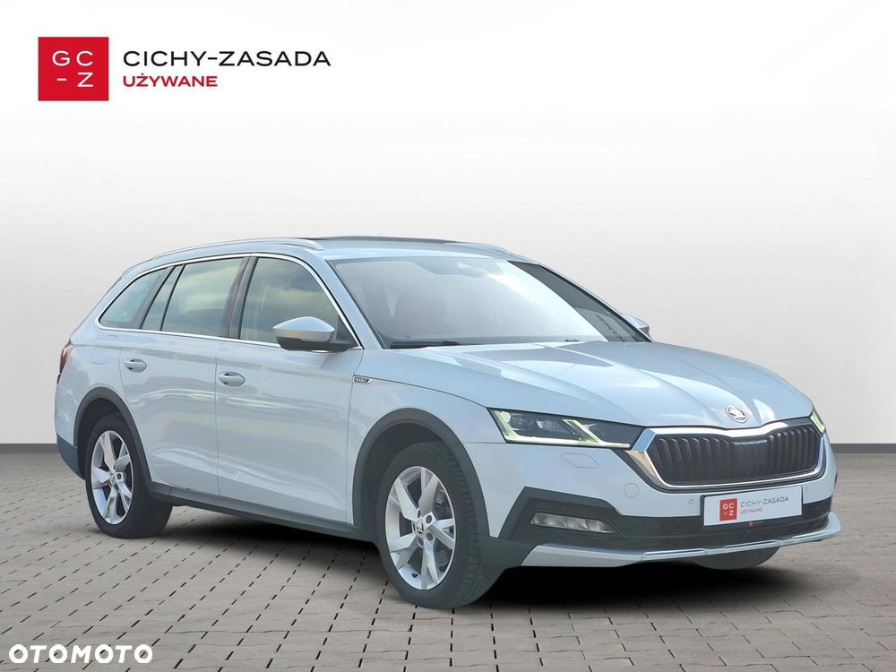 Skoda Octavia 2.0 TDI 4x4 Scout DSG - 3