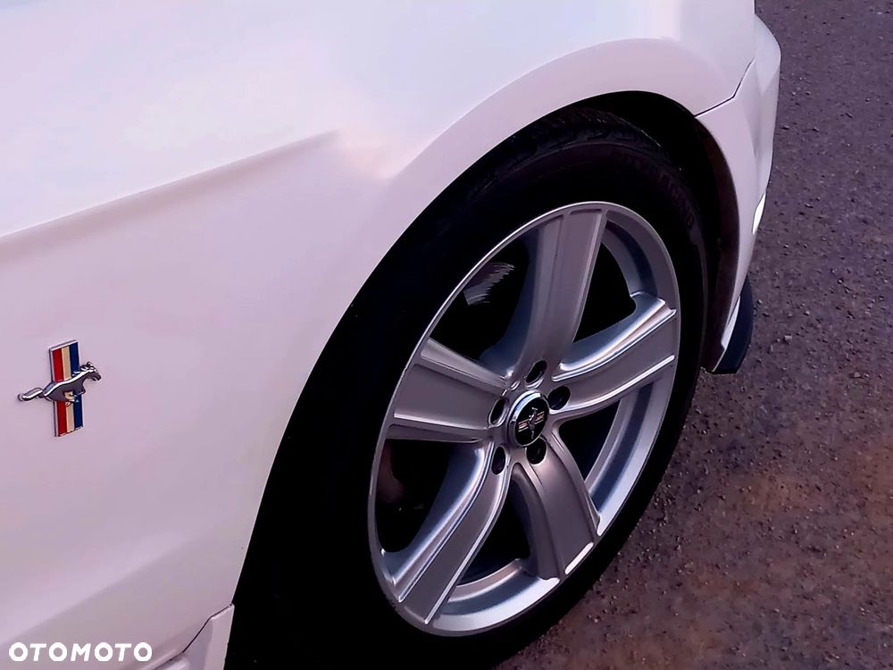 Ford Mustang 3.7 V6 Premium - 20
