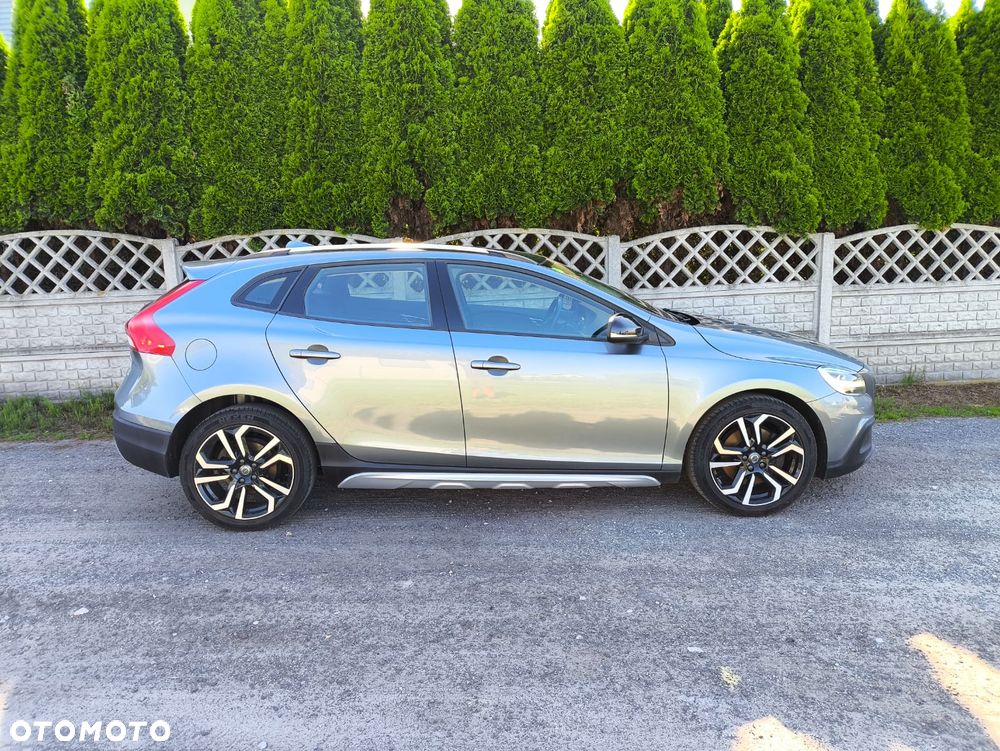Volvo V40 D3 Momentum - 7