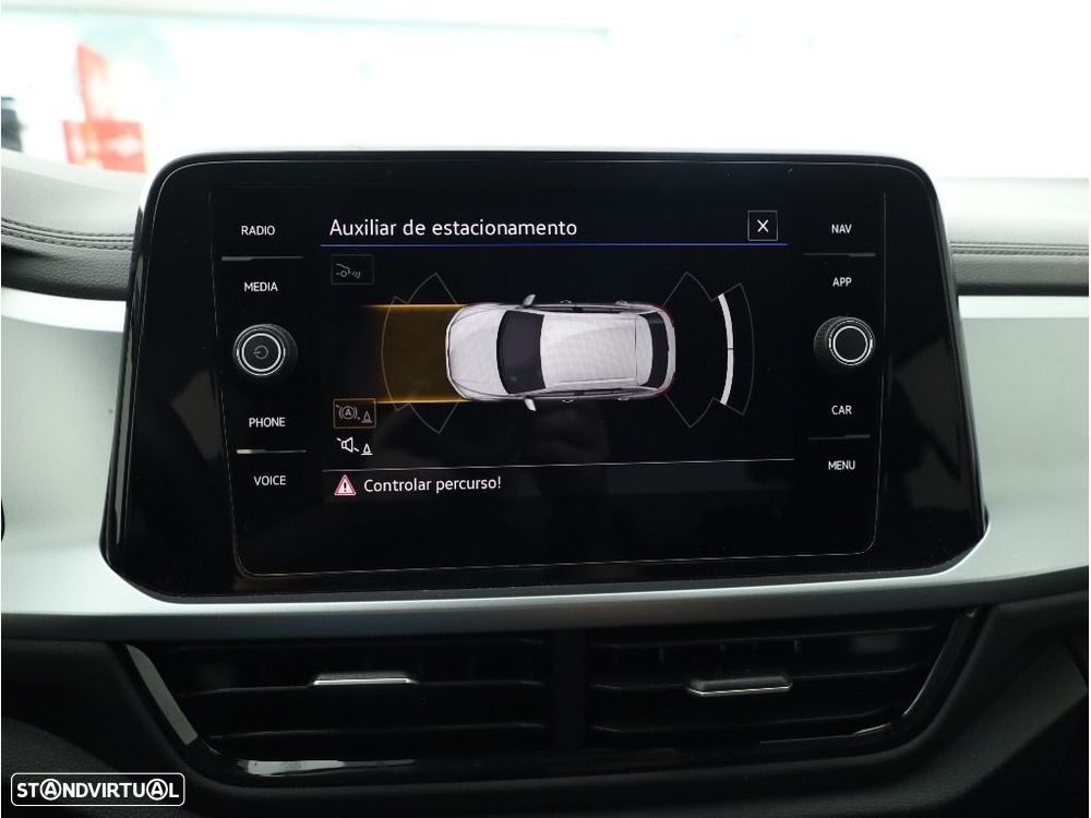 VW T-Roc 1.0 TSI Urban - 24