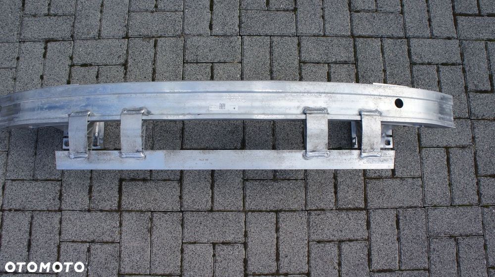 BELKA PRZEDNI ZDERZAK VW TRANSPORTER MULTIVAN T7 7T0 - 2
